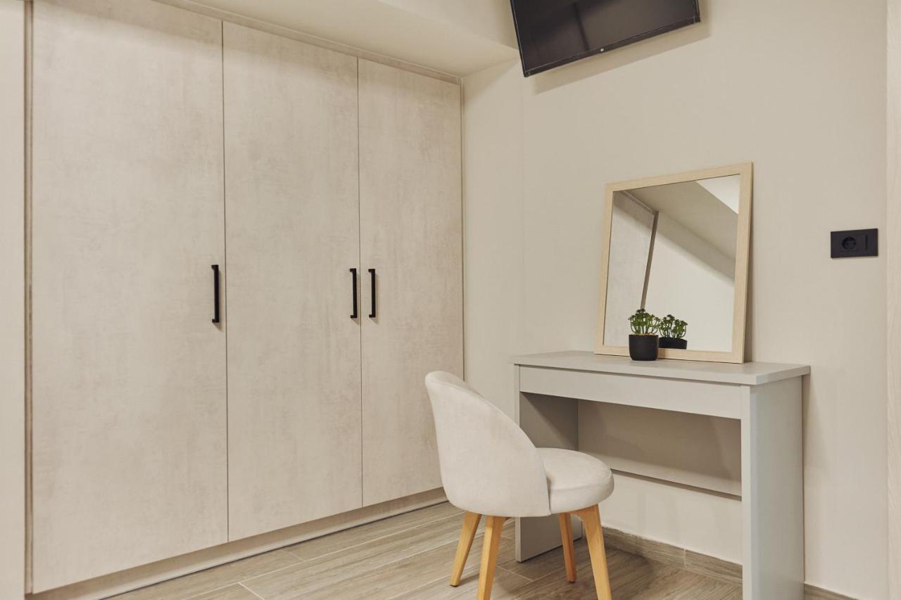 Galadriel Apartment *